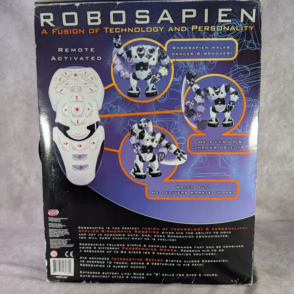 WowWee Robosapien Humanoid Robot Remote Control Model 8081 Tested In Box